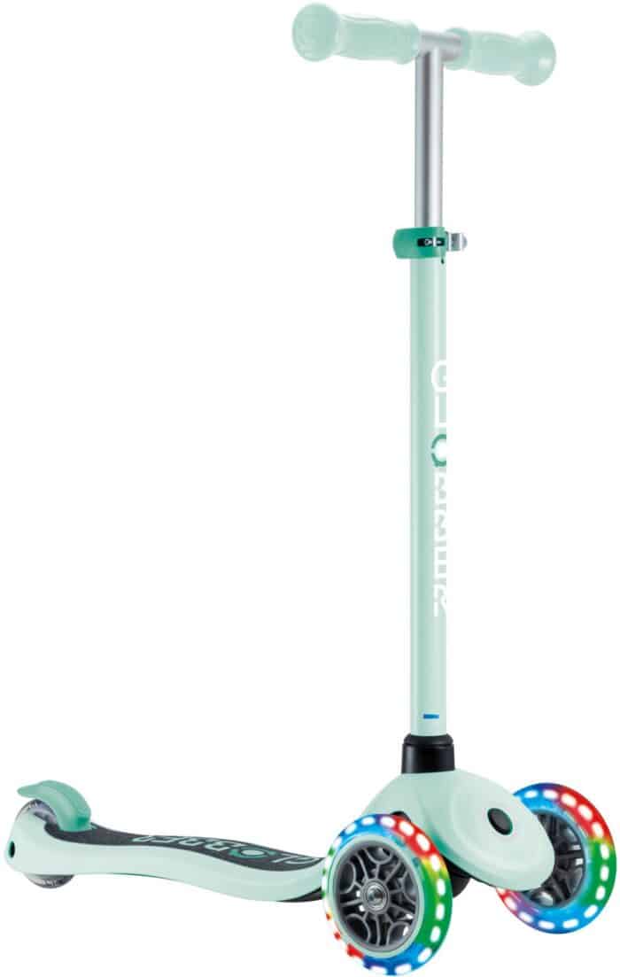Globber Scooter Primo Lights V2 - Image 3